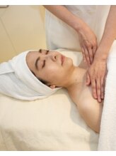 ポーラ ザ ビューティ 上福岡店(POLA THE BEAUTY)/デコルテケア