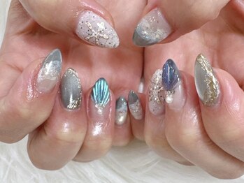 ネイルサロン ラグジェ(Nailsalon LUXE)の写真/丁寧なケアで口コミ高評価◎季節に合わせたトレンドデザインが人気★【写真:定額ジェルLUXE8000¥8800】