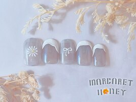 手書きマーガレットネイル