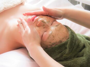 オアジスパ(Oasi Spa)の写真/ハーブピーリングよりも効果実感できる【グリーンピール】!!敏感肌・肌トラブルでお悩みの方にもおすすめ◎