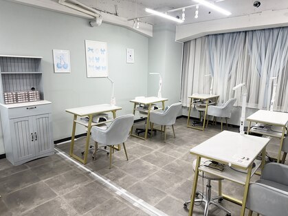 ポミーネイル 新宿西口店(pomy nail)の写真