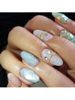 コットンローズ(Cotton Rose)/宝石カットネイル