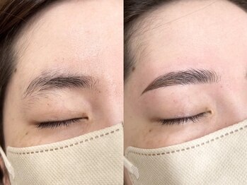 サロンドブランシール(salon de blanchir)の写真/【SNSで話題のハリウッドブロウリフト導入☆】当店人気の美眉WAXとセットで自己処理いらずの垢抜け眉に♪