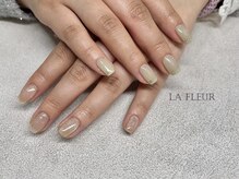 ラ フルール(La Fleur)/ネイルモデル Simpleasymmetry