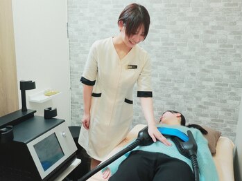 メタハンズ 京都河原町の写真/【医療機関と提携】寝ながらの施術で手軽に脂肪燃焼♪何をしても効果を実感できない等のお悩みご相談下さい