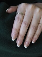 ヤーン(YARN)/シンプル白フレンチ