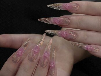 ミィスネイル(MxS Nail)の写真/シンプルで上品なデザイン多数◎持ち込みもOKだからこだわりを忠実に再現可能！大満足の仕上がりに♪
