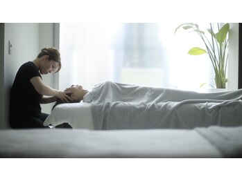 サロンドナチュール 呉服町店/【顔頭筋ストレッチリフト】