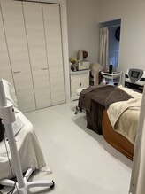 イエナ(IENA)/店内は完全個室プライベート空間