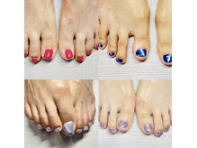 ATサロンの雰囲気（フット→ワンカラー¥3,900～、ラメ¥3,990、マグネット¥4,400～）