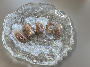 ビーミーネイル(be me Nail)/11月　月替わりデザイン