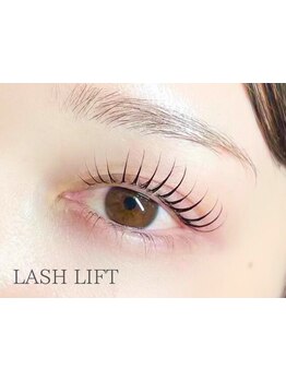 モテ可愛な目元にしたい