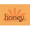ネイルアンドリラクゼーションサロンハニー(honey)のお店ロゴ