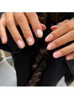 リルム(Relum)/ふんわりニュアンスネイル♪