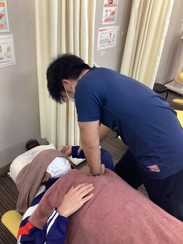 さくらメディネス整骨院 浦添院/施術の様子