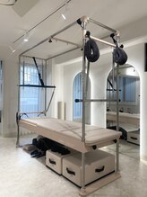 ピケピラティス 高田馬場店(pique pilates)/モダンでおしゃれな空間