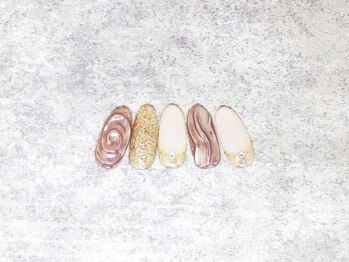 ティーエヌ 名古屋矢場町店/デザインネイル¥7980