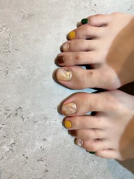 エム(em)/フットネイル
