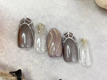 フミ(FMI)/【2024/10月】お好きなアート6本