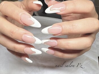 ネイルサロン イズ(nail salon I'z)/持ち込みスカルプ