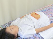 祐佑鍼灸 整骨院の雰囲気（お子様でもできるお灸！もぐさの匂いが苦手な方でも大丈夫）