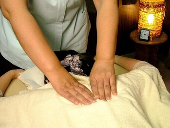 手もみ館の写真/【指名料無料!!】ヘッドマッサージ付◎全身ボディケア 90分5900円☆お手頃価格なので通いやすい♪