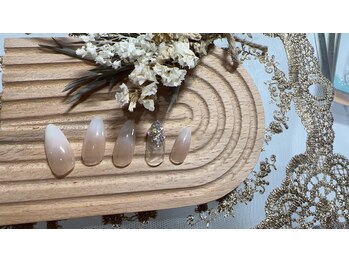 プルメリアドット(Plumeria.)/ベイビーブーマーネイル