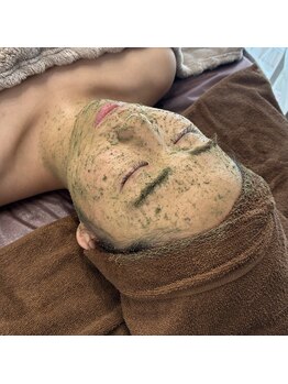 グロッシー(GLOSSY)/陶肌トリートメント