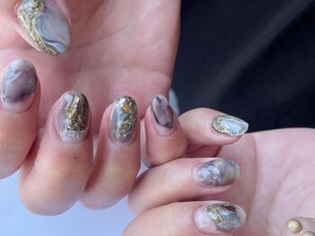 アイネイルズ 梅田店(I nails)/奥行きニュアンスぷっくり¥10700