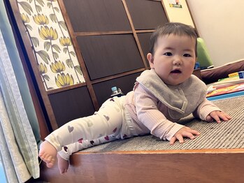 子育てママの整体サロン/施術中のお子様の様子