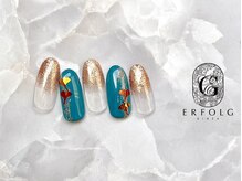 エアフォルク 銀座(ERFOLG)/秋ブルー×紅葉ホログラムネイル