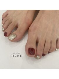 ボルドー×シャンパンゴールド