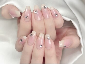 クラルトゥーナ 表参道(Curaltuna)/チークネイル