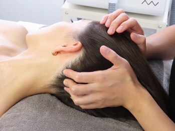 リプラス(RE.PLUS)の写真/【まるで1日眠ったようなスッキリ感。至福の安眠ヘッドスパ】日頃の疲れを解消!よもぎ蒸し後にも◎