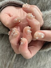 シー(SHE)/個性派ネイル