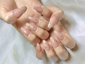 アディクト(ADDICT)の写真/[久屋大通駅1分]定額ネイルがオフ込でお得☆月替わりのデザインでお得に可愛く♪初めての方にもおすすめ◎