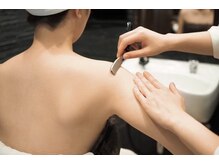 Shaving & Bridal BARBER SHOP 栄店【シェービング&ブライダルバーバーショップ】 /ブライダルシェービング(腕)