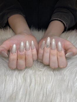 カットアンドスタイル クラウン(Cut & Style Clown)/ジェル/スカルプ/ネイル/横浜