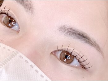 スリー(Three)/束感エクステで存在感UP！