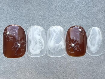 ネイルメゾン 天神店(NAIL MAISON)/花落書きもやもや¥5000