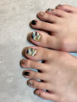 エム(em)/迷彩フット