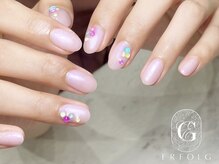 エアフォルク 銀座(ERFOLG)/シンプルネイルに一癖☆
