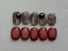 ネイルアンドアイラッシュ アールイー(Re)/