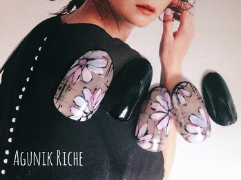 アグニークリッシェ(Agunik Riche)/【花柄ネイル】