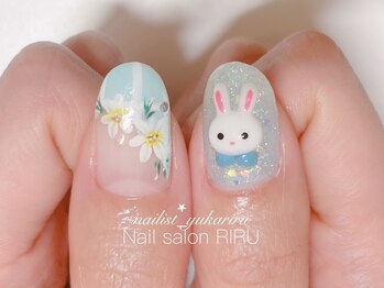 リル(RIRU)/フラワーネイル×うさぎネイル