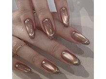 上品なマグネットネイル