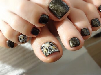 アミュリー ネイル アトリエ(Amury nail atelier)/ブラックパール☆フットネイル♪