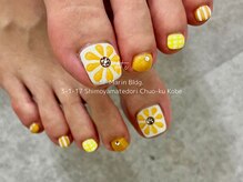ドット シー 神戸三宮(dot c)の雰囲気（ひまわりネイル、フットデザインご相談ください♪）