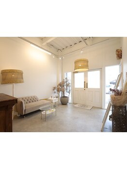 仕事帰り・早朝OKのサロン