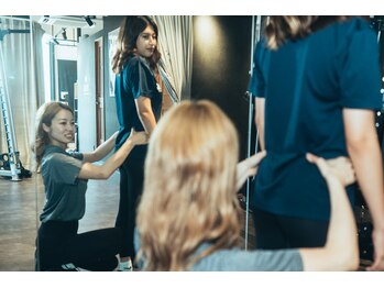 パーソナルビューティージム 白金高輪店/【体験の流れ】 5.トレーニング